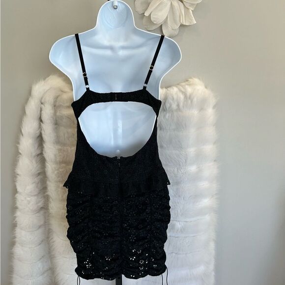 For Love and Lemons Sophie Eyelet (M) - Picture 10 of 15